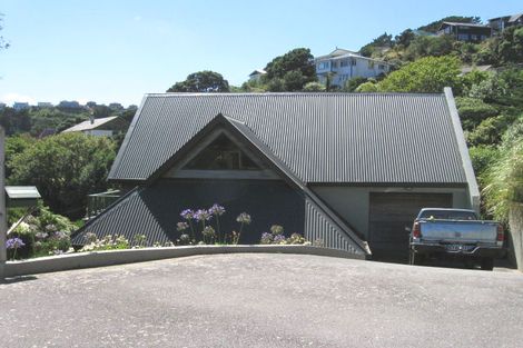 Photo of property in 112 Volga Street, Island Bay, Wellington, 6023
