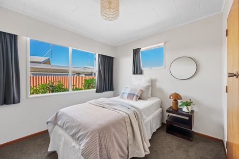 Photo of property in 27 Southwark Avenue, Tamatea, Napier, 4112