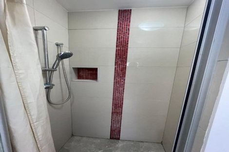 Photo of property in 8 Wyman Place, Pakuranga Heights, Auckland, 2010