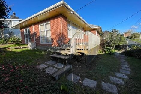 Photo of property in 21 Kereru Street, Henderson, Auckland, 0612