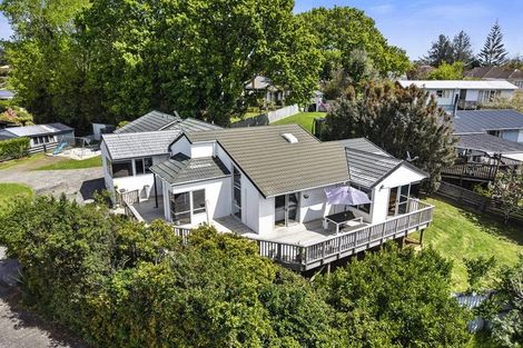 Photo of property in 2 Mabbett Lane, Waimauku, 0883