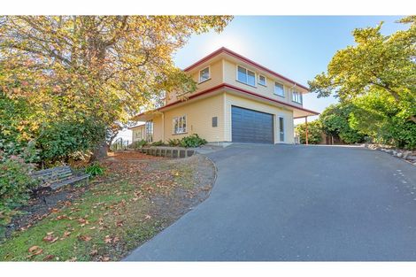 Photo of property in 249 Fifield Terrace, Opawa, Christchurch, 8023