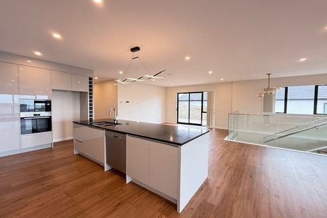 Photo of property in 13 Pacific Heights Road, Orewa, 0931