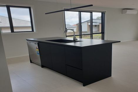 Photo of property in 20 Kawariki Road, Helensville, 0800