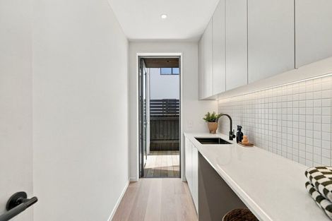 Photo of property in 183a Weston Road, St Albans, Christchurch, 8052