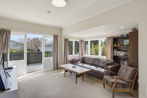 Photo of property in 9 Kirkway, Raumati Beach, Paraparaumu, 5032
