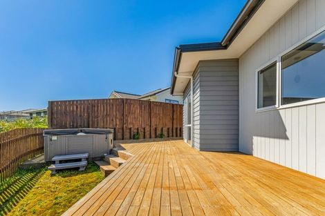 Photo of property in 124 John Burke Drive, Aotea, Porirua, 5024