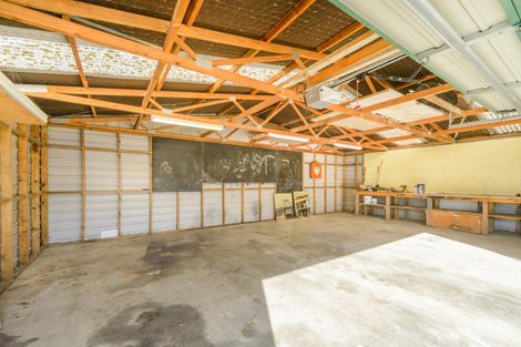 Photo of property in 24 Holdsworth Avenue, Milson, Palmerston North, 4414