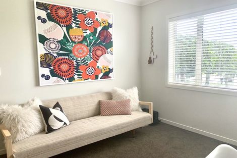 Photo of property in 14 Haast Place, Poraiti, Napier, 4112