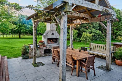 Photo of property in 96 Arcus Road, Te Horo, Otaki, 5582