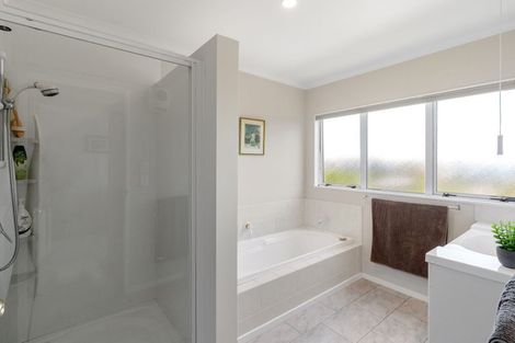 Photo of property in 9 Claremont Rise, Levin, 5510