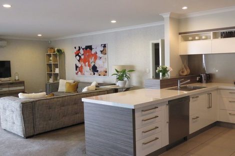 Photo of property in 14 Haast Place, Poraiti, Napier, 4112