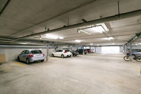 Photo of property in Luxford Villas, 110/72 Herald Street, Berhampore, Wellington, 6023