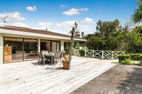 Photo of property in 2/41 Lyons Avenue, Murrays Bay, Auckland, 0630