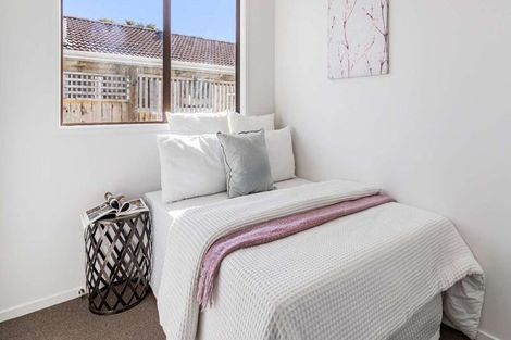 Photo of property in 1/12 Taitimu Drive, Weymouth, Auckland, 2103