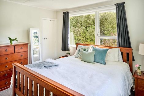 Photo of property in 29 Penguin Grove, Waitangirua, Porirua, 5024