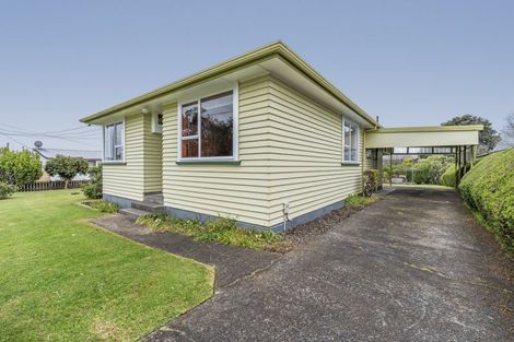 Photo of property in 82 Strange Street, Waitara, 4320