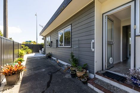 Photo of property in 2/46 Gloucester Street, Greenmeadows, Napier, 4112
