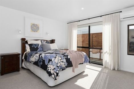 Photo of property in 33 Coast Boulevard, Papamoa Beach, Papamoa, 3118