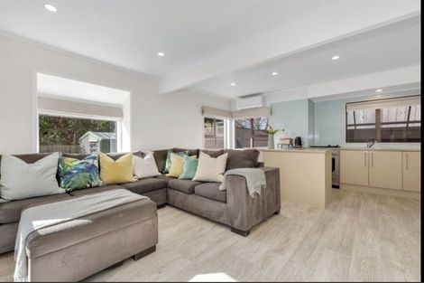 Photo of property in 24 Culver Terrace, Howick, Auckland, 2014