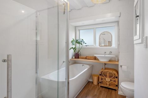 Photo of property in 1/107 Holly Road, St Albans, Christchurch, 8014