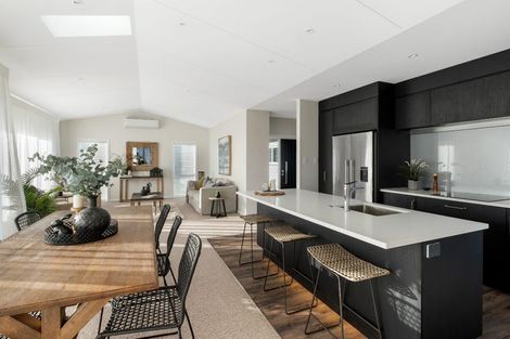 Photo of property in 12 Willow Lane, Acacia Bay, Taupo, 3385