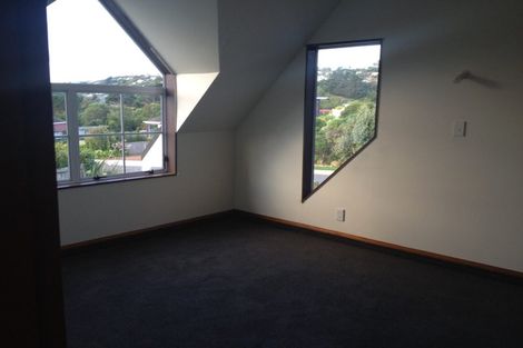 Photo of property in 22 Ronald Woolf Place, Churton Park, Wellington, 6037