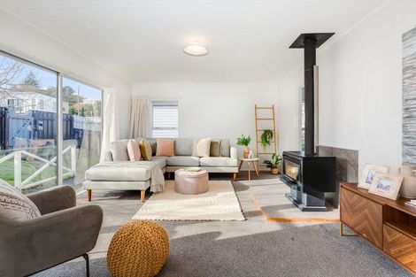 Photo of property in 2 Pascoe Avenue, Paremata, Porirua, 5026