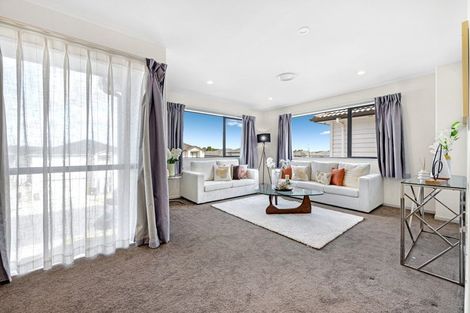 Photo of property in 32 Carrygawley Road, Flat Bush, Auckland, 2019