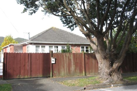 Photo of property in 64 Hall Crescent, Epuni, Lower Hutt, 5011