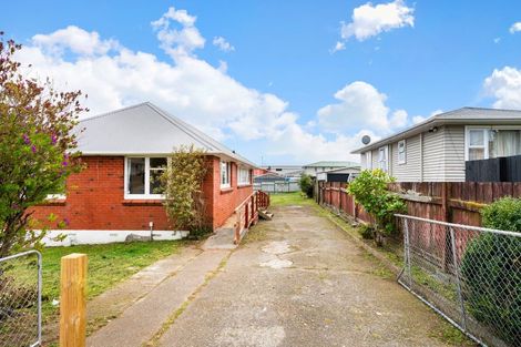 Photo of property in 49 Astrolabe Street, Cannons Creek, Porirua, 5024
