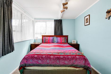 Photo of property in 13f York Crescent, Westown, New Plymouth, 4310