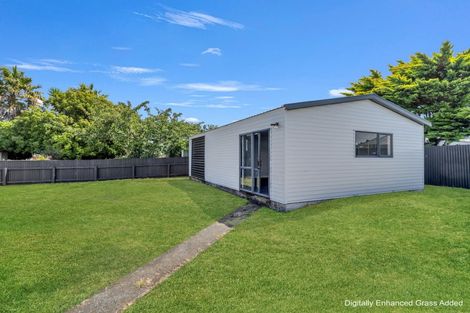 Photo of property in 33 Matipo Street, Castlecliff, Whanganui, 4501