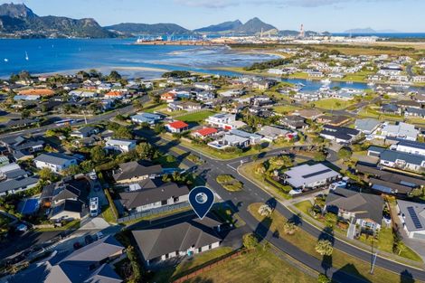Photo of property in 16 Stace Hopper Drive, One Tree Point, 0118