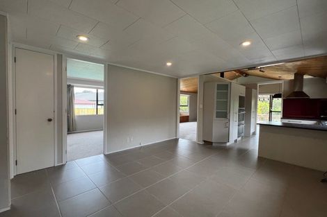 Photo of property in 3 Bluewater Place, Wattle Downs, Auckland, 2103