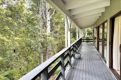 Photo of property in 20 Langstone Place, Chatswood, Auckland, 0626