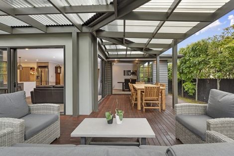 Photo of property in 214 Schnapper Rock Road, Schnapper Rock, Auckland, 0632