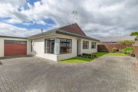 Photo of property in 174b Bartholomew Road, Levin, 5510