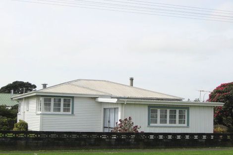Photo of property in 78 Blake Street, Waitara, 4320