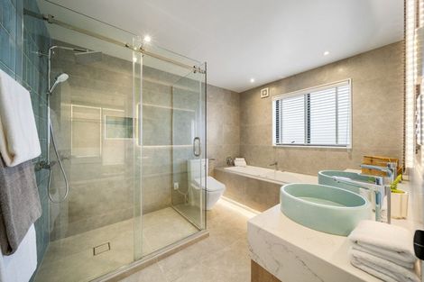 Photo of property in 2 Hanikura Street, Long Bay, Auckland, 0630