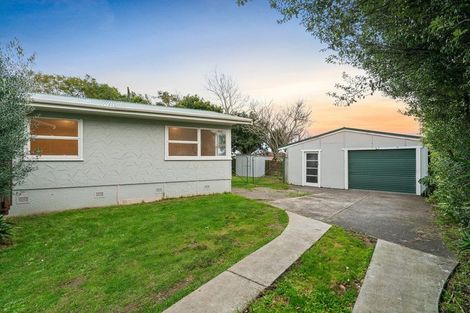 Photo of property in 19 Plumley Crescent, Mangere, Auckland, 2022