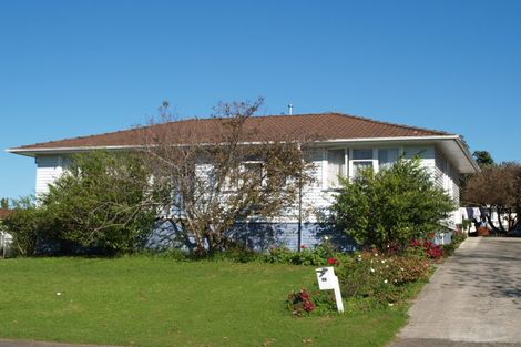Photo of property in 74 Yates Road, Mangere East, Auckland, 2024