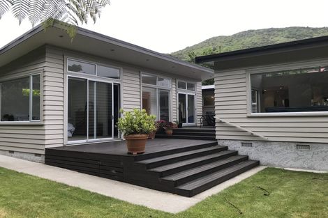 Photo of property in 157 Campbell Street, Karori, Wellington, 6012