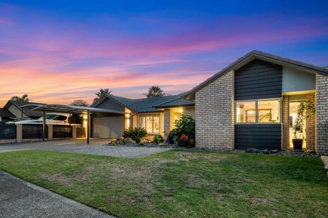 Photo of property in 72 Oriental Parade, Papamoa Beach, Papamoa, 3118