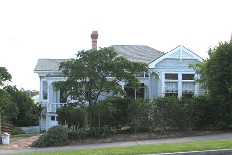 Photo of property in 22b Mariposa Crescent, Birkenhead, Auckland, 0626