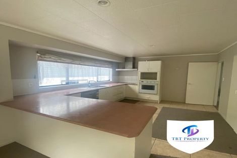 Photo of property in 21 Hakea Place, Totara Heights, Auckland, 2105