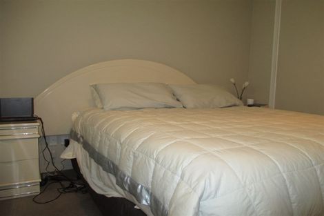 Photo of property in 2/17 Hansons Lane, Upper Riccarton, Christchurch, 8041