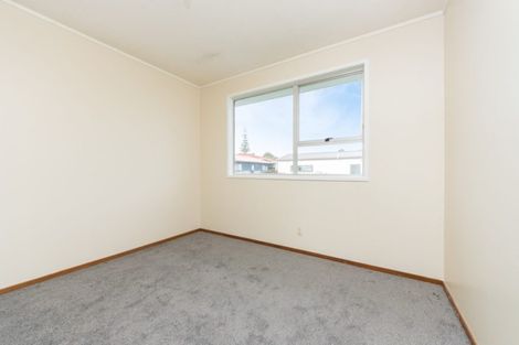 Photo of property in 2/26a Boundary Road, Clover Park, Auckland, 2019