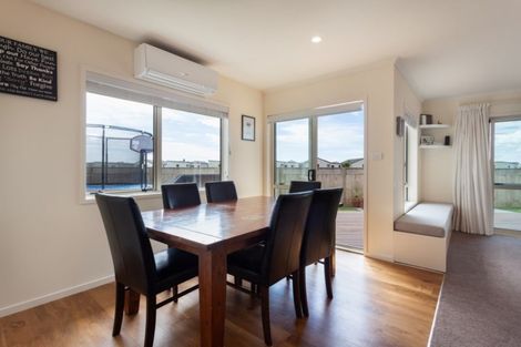 Photo of property in 20 Fuller Street, Papamoa Beach, Papamoa, 3118