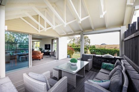 Photo of property in 20 Loveston Lane, Kelvin Grove, Palmerston North, 4470